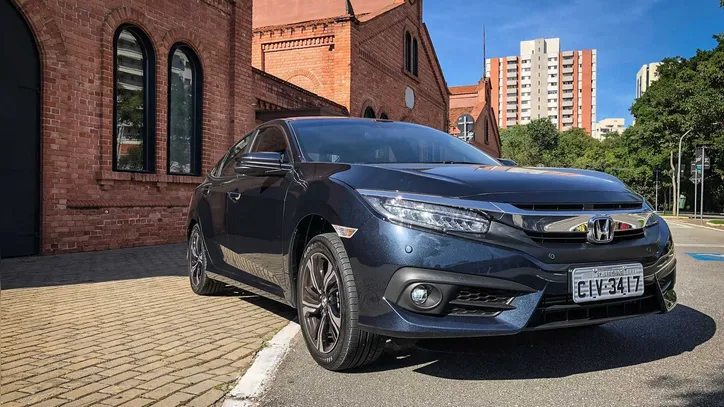 Honda Civic versão Touring 1.5 Turbo