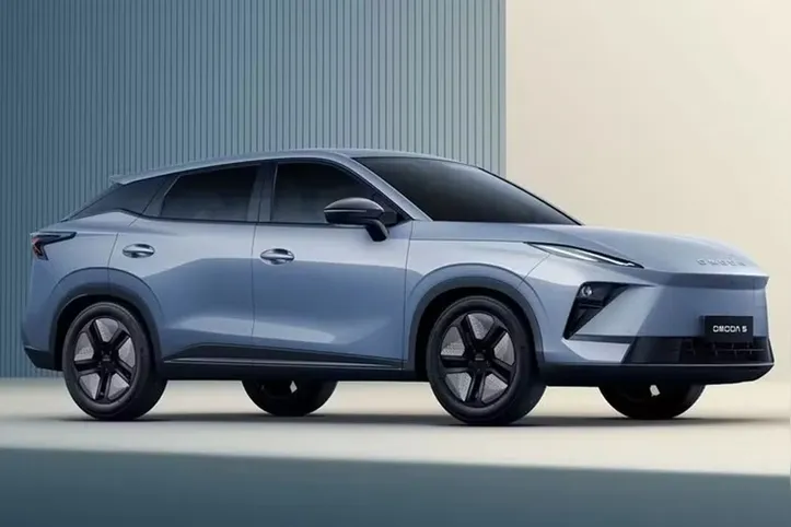 Omoda E5