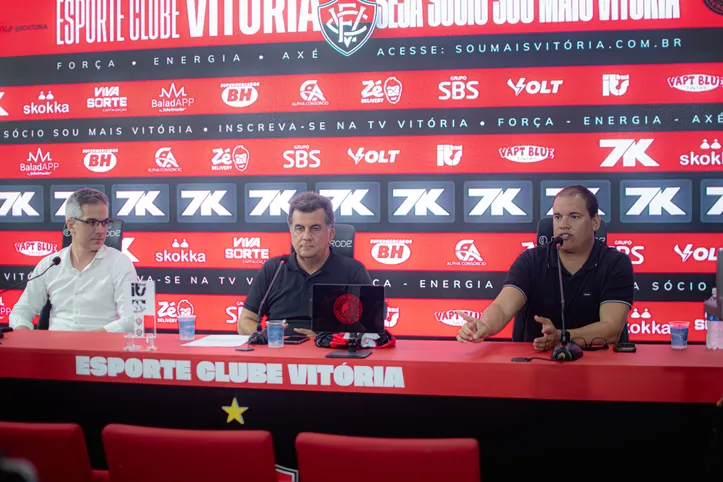 Da esquerda para a direita, Rodrigo Abreu, Fábio Mota e Éder Miranda, diretor do Sou Mais Vitória