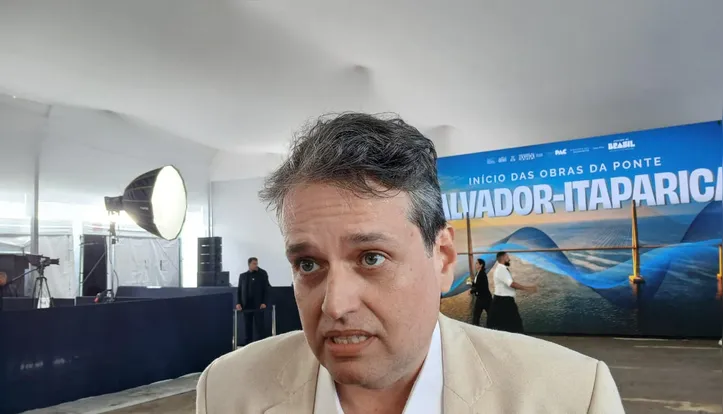 Secretário extraordinário da ponte Salvador-Itaparica, Mateus Dias