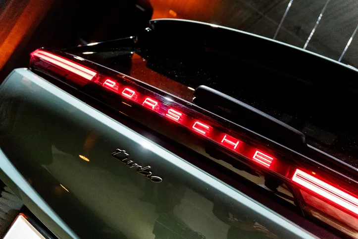 Porsche Cayenne Electric