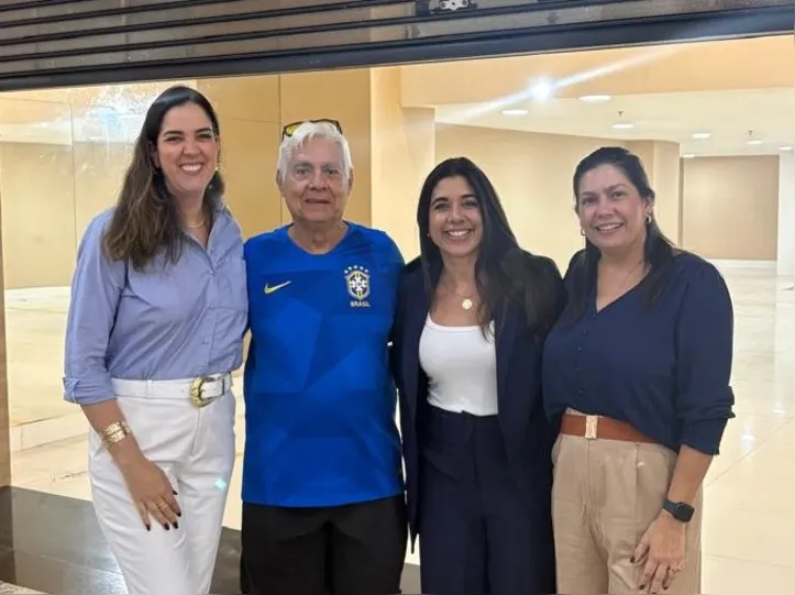 Thaís Leal, Ruy Cunha, Beatriz de Sá Monteiro e Luciana Coelho