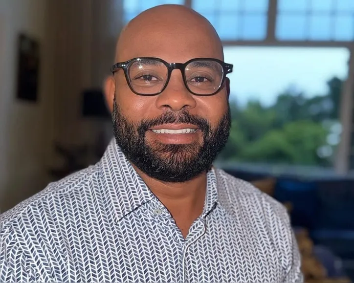 Wesley Correia é escolhido embaixador do Catálogo Bahia de Todos os Livros 2025 e é referência da literatura baiana