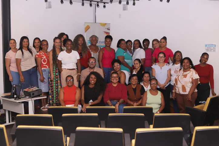 Professores de Santo Amaro participam de formação sobre leitura e escrita