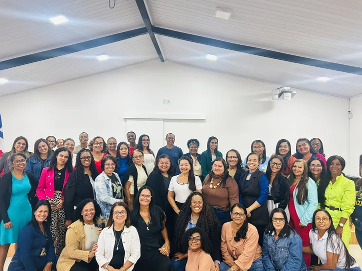 Professores de Catu reunidos na sede da Secretaria Municipal de Educação
