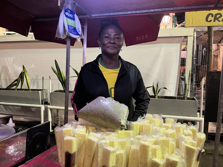 Rosemary, comerciante de queijo coalho no Pelourinho