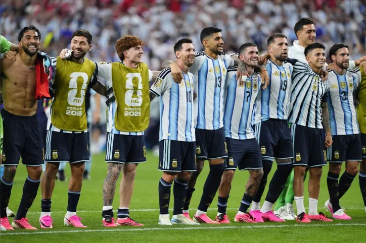 Almada pela Argentina na Copa do Mundo de 2026