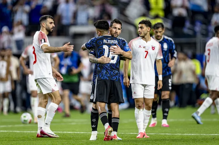 Almada pela Argentina na Copa do Mundo de 2026