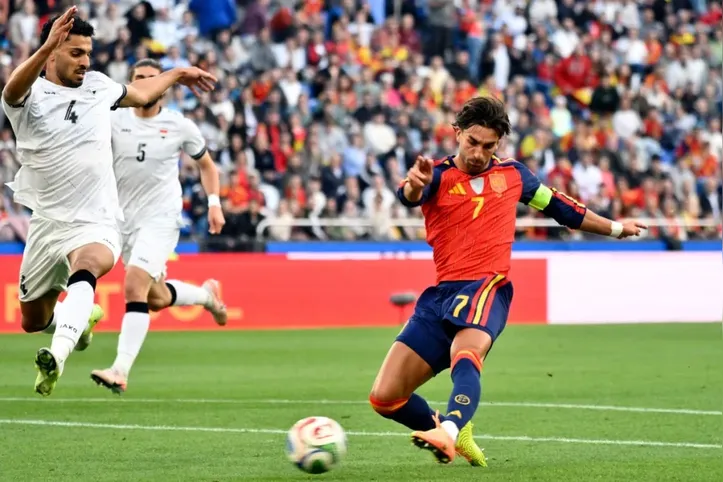 Imagem ilustrativa da imagem Seleções favoritas a vencer Copa do Mundo tropeçam em amistosos