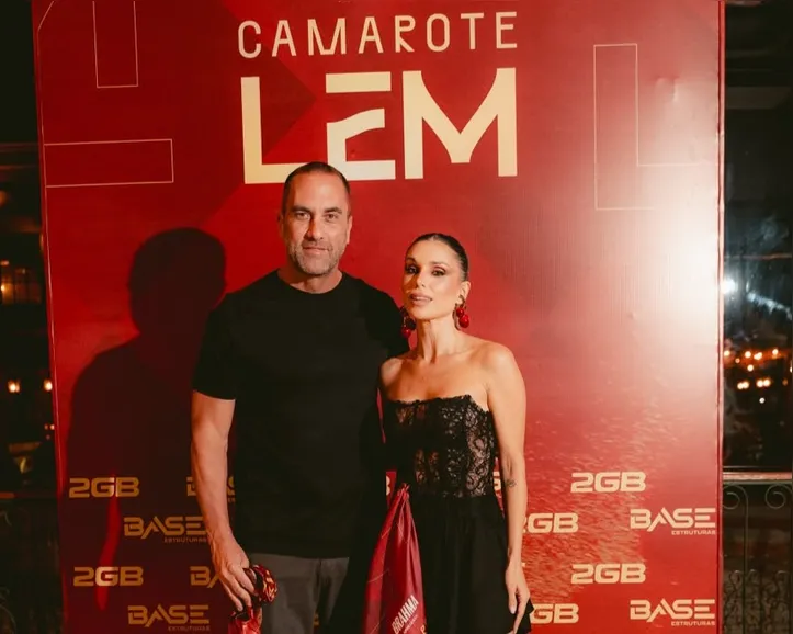Guto Ulm e Flávia Viana na festa de lançamento do Camarote LEM