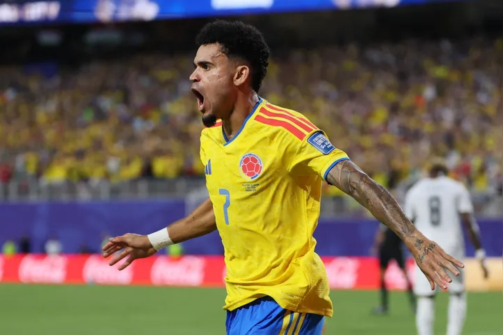 Luis Diaz pela Colômbia na Copa do Mundo