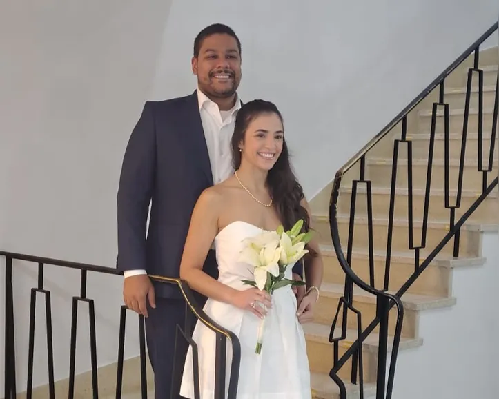 Maria Eduarda e Luis Henrique celebram o amor e o início de uma nova história