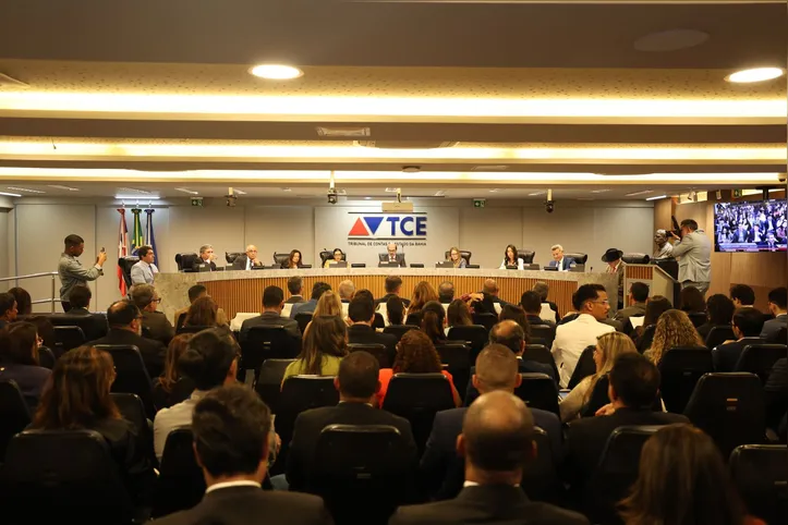 Imagem ilustrativa da imagem TCE aprova contas do exercício 2025 do governador Jerônimo Rodrigues