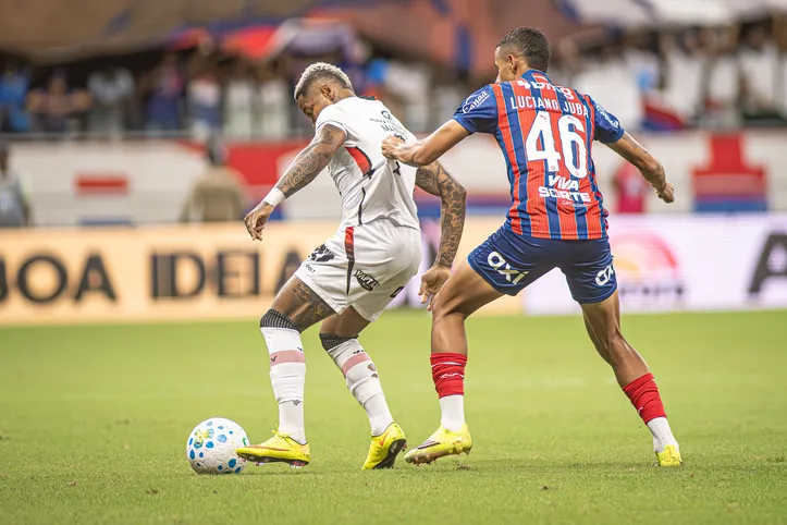 Marinho e Luciano Juba em Bahia 1x1 Vitória - 5ª rodada do Brasileirão