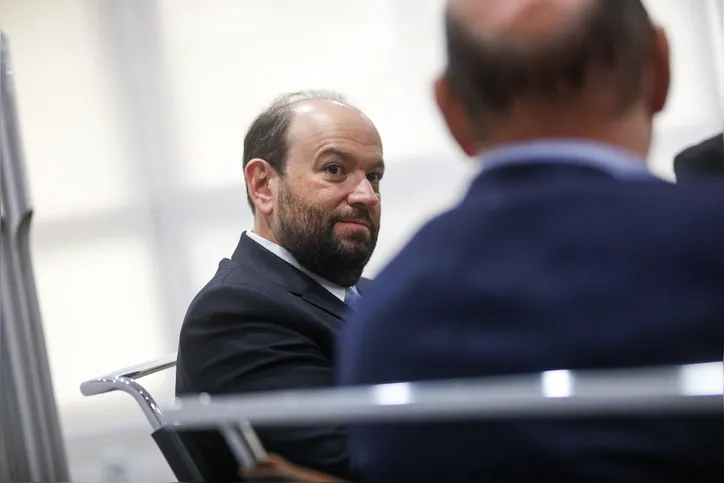 Maurício Kertzman durante conversa em A TARDE