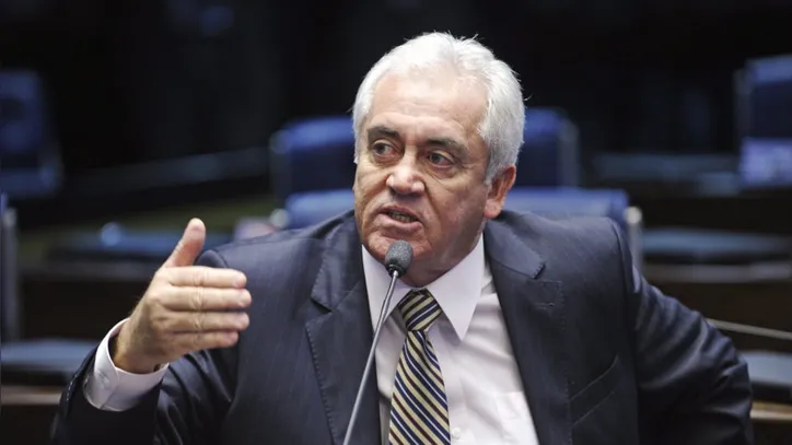 O senador Otto Alencar