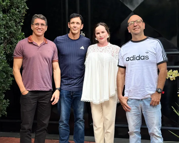 Danilo Haum, Paulo Bahia, Bruna Martins e Diogo Andrade