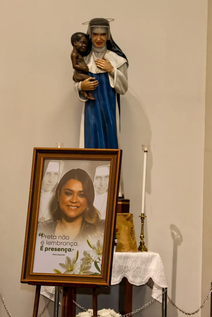 Imagem ilustrativa da imagem Um ano sem Preta Gil: missa reúne fãs, amigos e familiares em Salvador