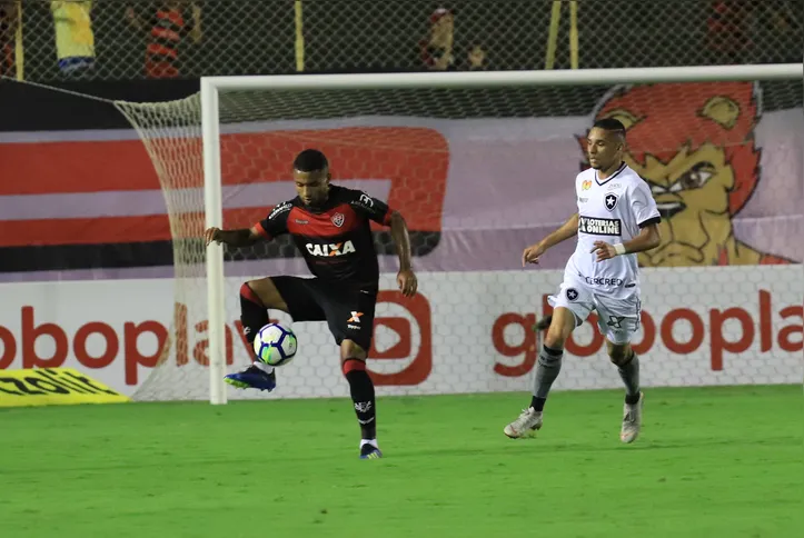 Vitória 3x4 Botafogo - Brasileirão 2018
