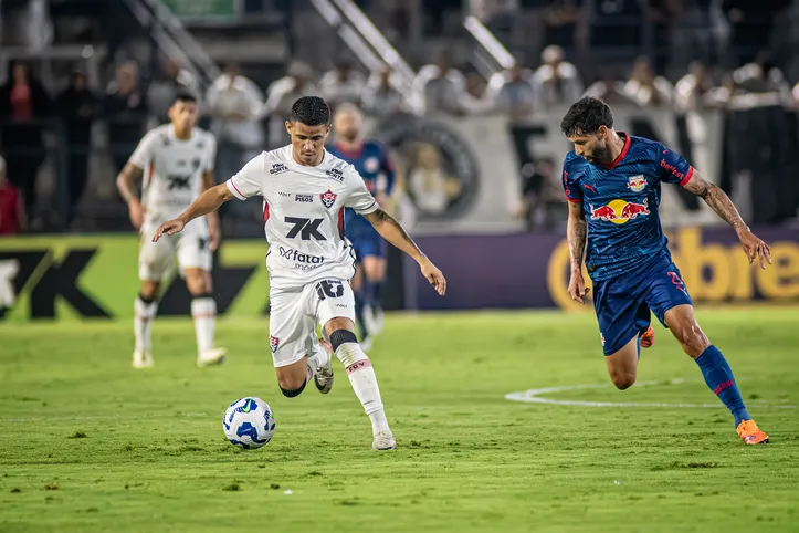 Erick em RB Bragantino x Vitória - Brasileirão 2025