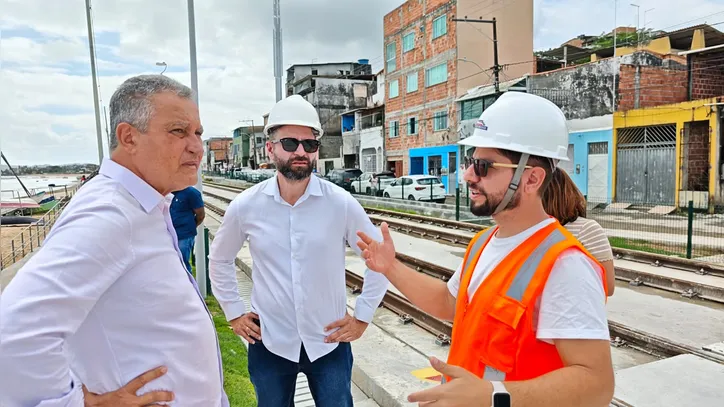 Imagem ilustrativa da imagem VLT de Salvador inicia operação aos sábados e terá horário gratuito ampliado; saiba tudo