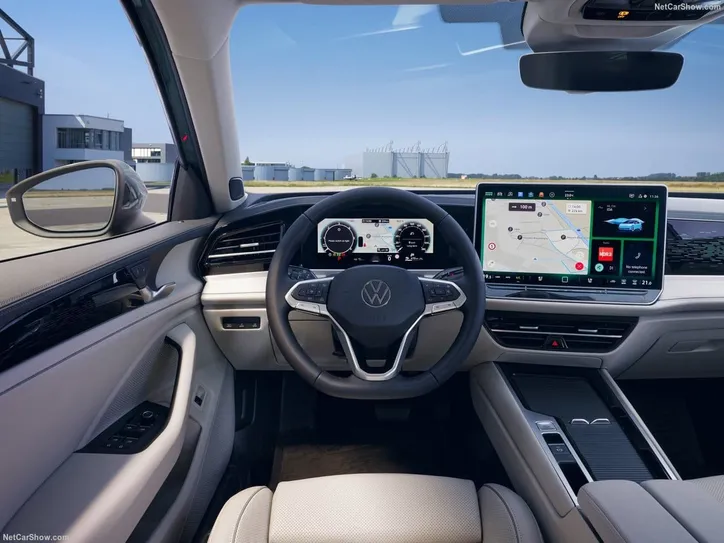 Painel da nona geração do Volkswagen Passat Variant