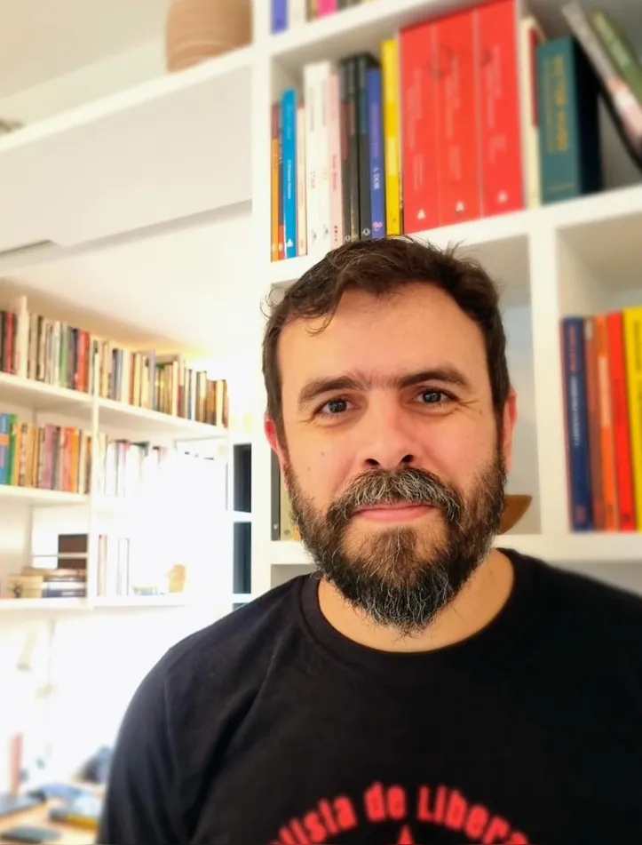 Cientista político e professor de Sociologia, Vladimir Meira