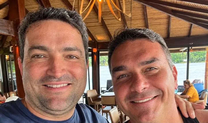 Willer Tomaz e Flávio Bolsonaro