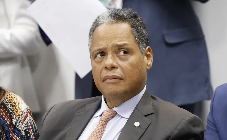 Antônio Brito é reconhecido por atuar nas áreas de saúde pública