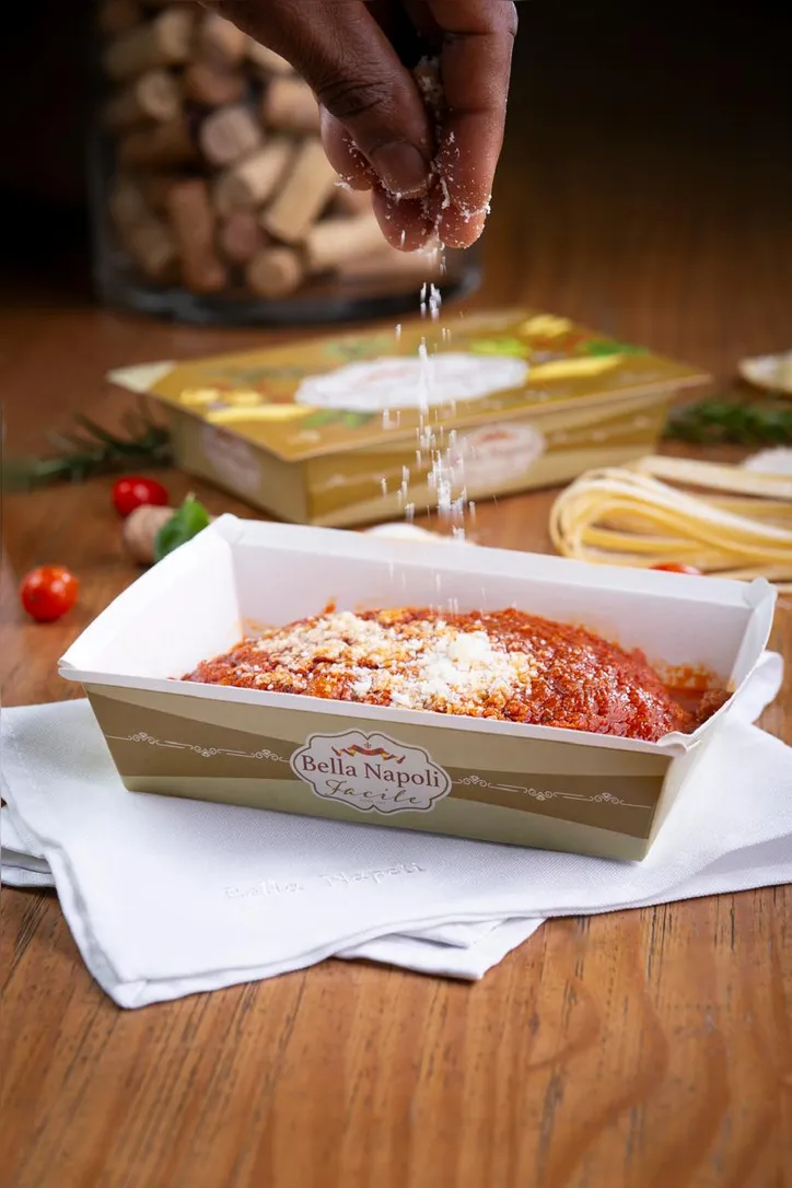 Parmegiana está entre as receitas artesanais oferecidas na nova linha