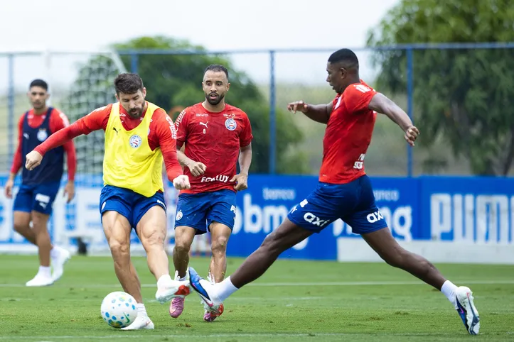 Kanu retorna e aumenta disputa por vaga na defesa do Bahia