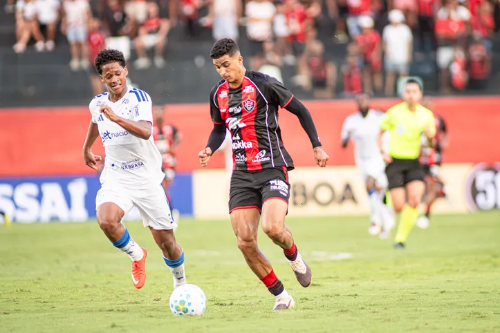 Renê marcou o gol rubro-negro na derrota para o Cruzeiro