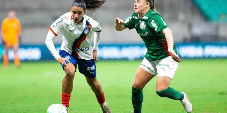 Bahia feminino contra o Palmeiras na Fonte Nova