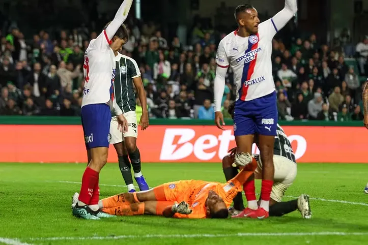 Lesão de Léo Vieira