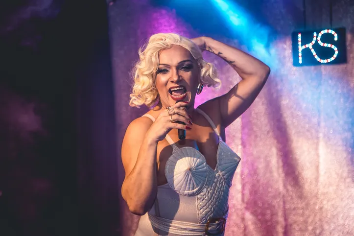 Rainha Loulou integra a House of Kings e participa do Baile Cuir nesta quinta, 8, na Casa Preta