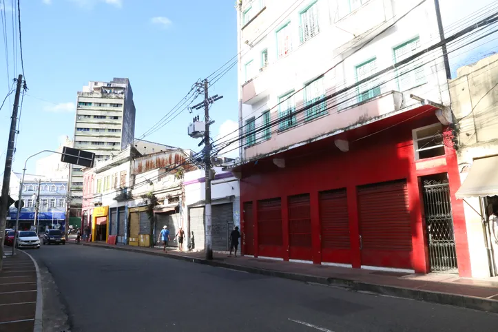 Comércio nas ruas da Barroquinha