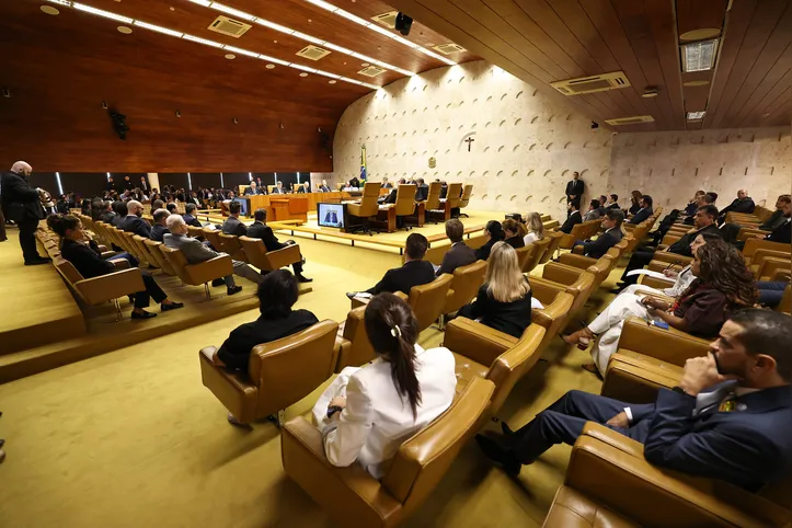 Imagem ilustrativa da imagem Bate-boca e tensão entre ministros: saiba como foi 1º parte do julgamento contra Moraes