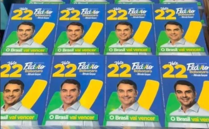 Santinho de Flávio Bolsonaro