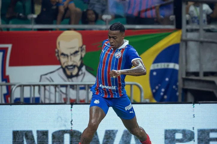 Suspenso pelo terceiro cartão amarelo, Jean Lucas desfalca o Bahia contra o Santos