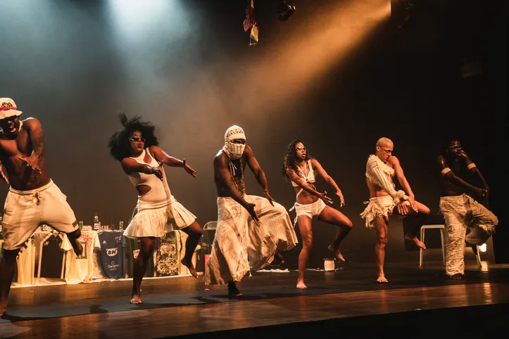 Cia Favelinha chega a Salvador com batalha de dança