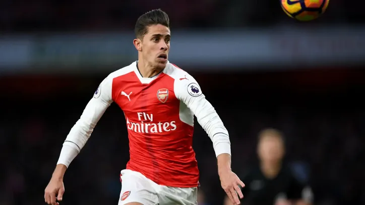 Gabriel Paulista pelo Arsenal
