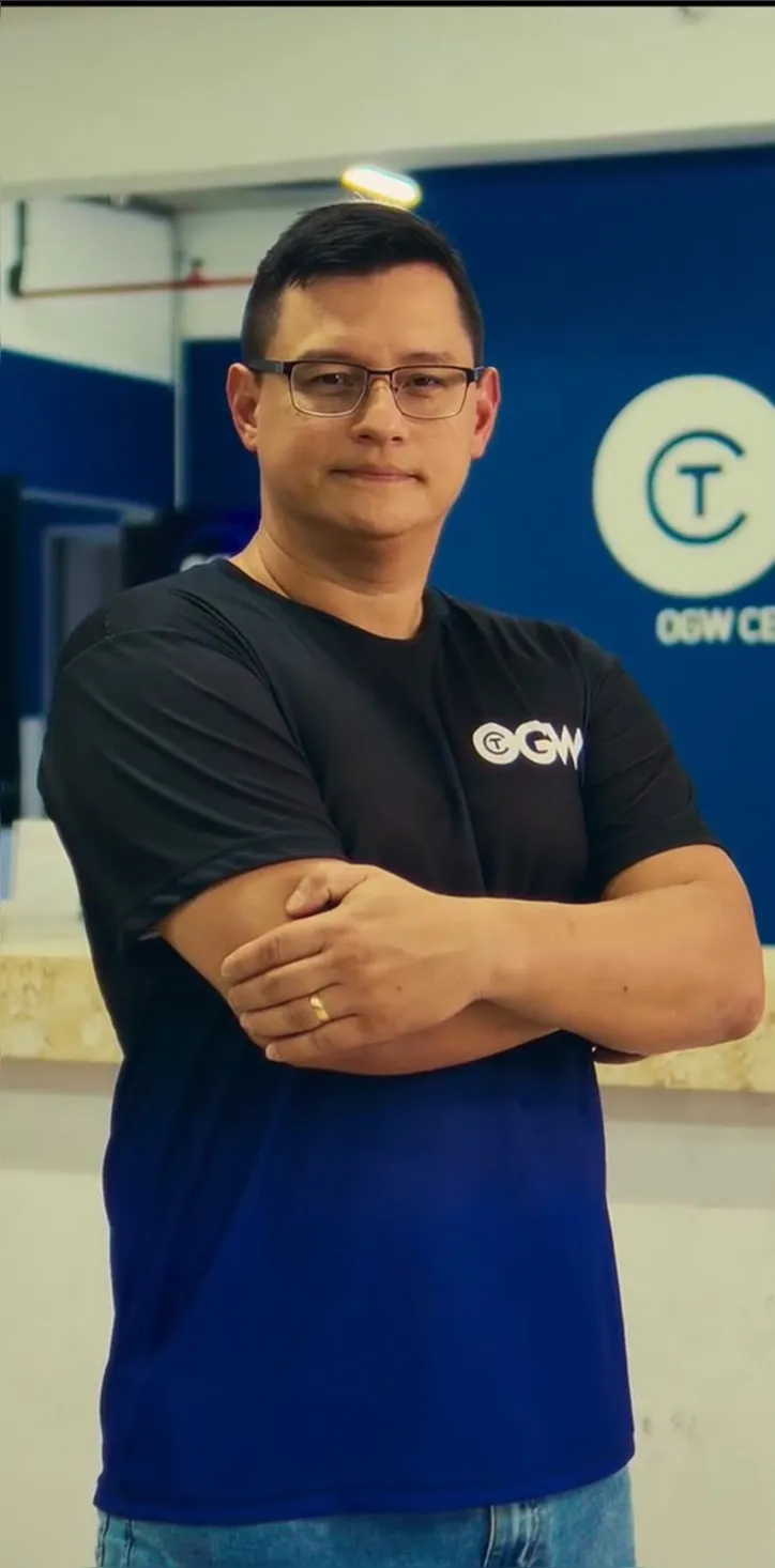 Claudio Tetsuo, fundador do Grupo OGW e professor de Krav Maga