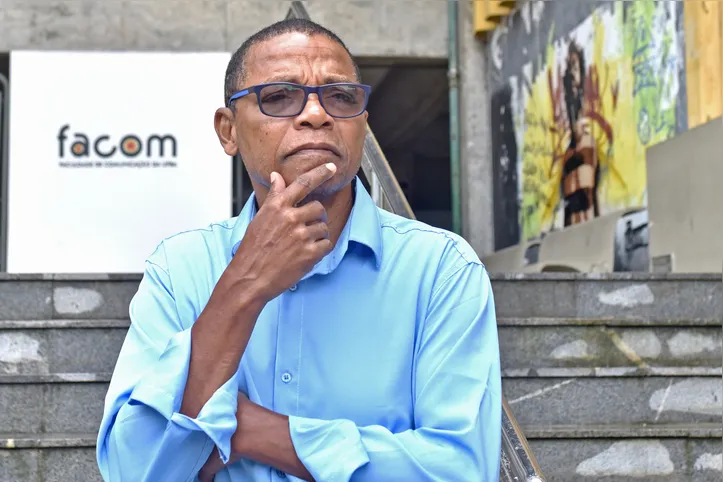 O professor de jornalismo da Universidade Federal da Bahia, Fernando Conceição