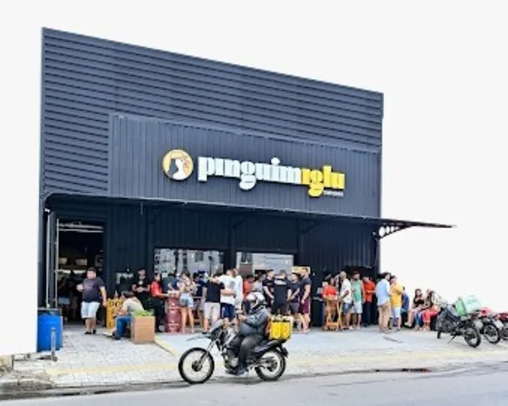 Fachada do Grupo Pinguim, registrado como Pinguim 24h