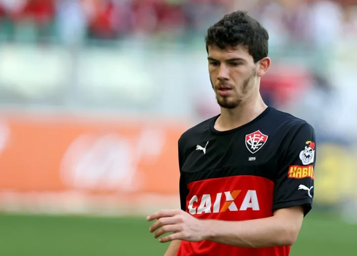 Luiz Gustavo