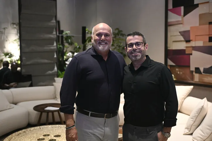 Ricardo Visco, diretor de portfólio da ALLOS, e Wilton Oliveira, superintendente do Shopping da Bahia