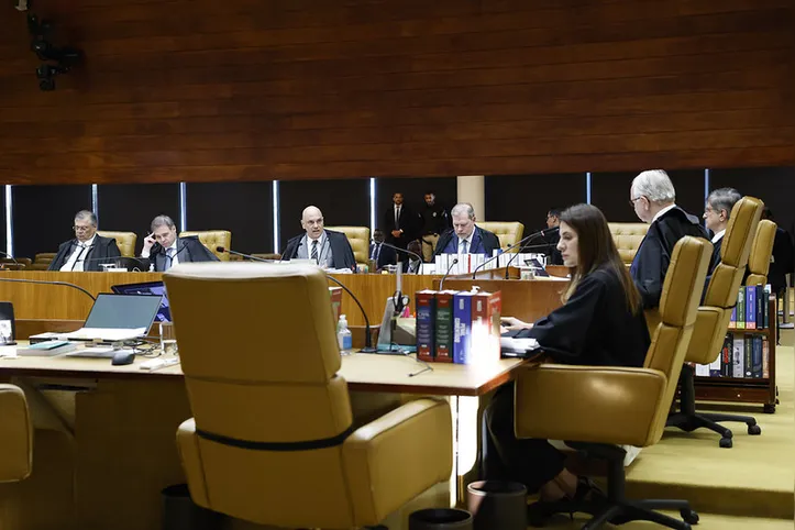 Ministro Alexandre de Moraes, em sessão plenária no STF
