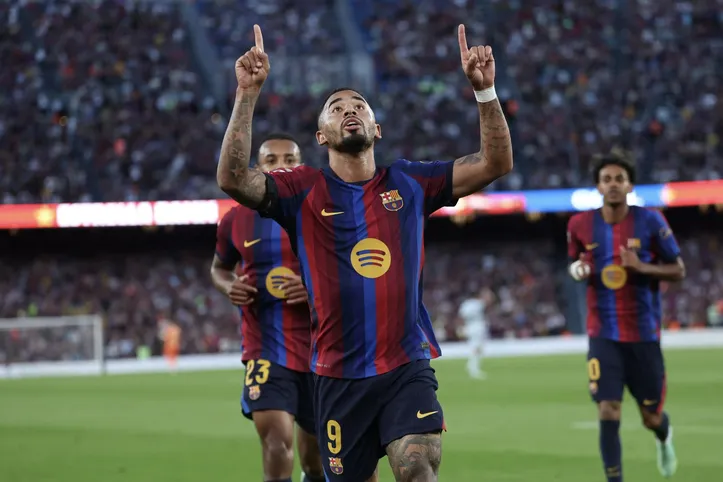 Gabriel Jesus pelo Barcelona
