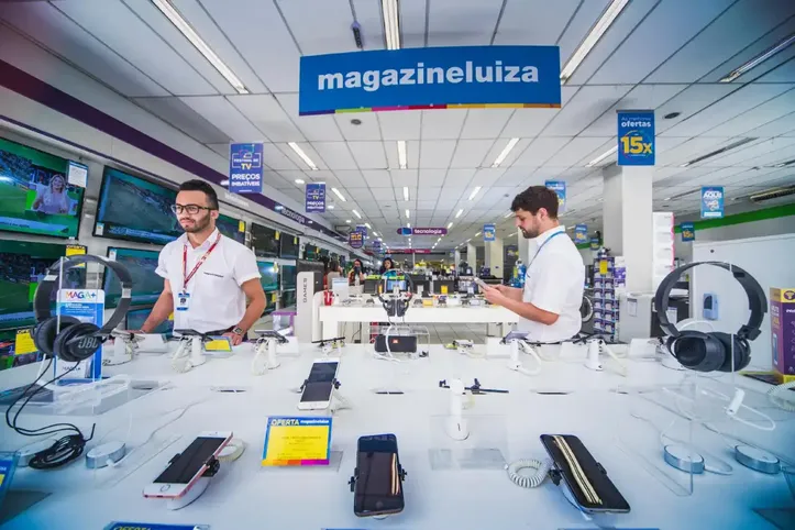 Ações do Magalu disparam após parceria com Mercado Livre