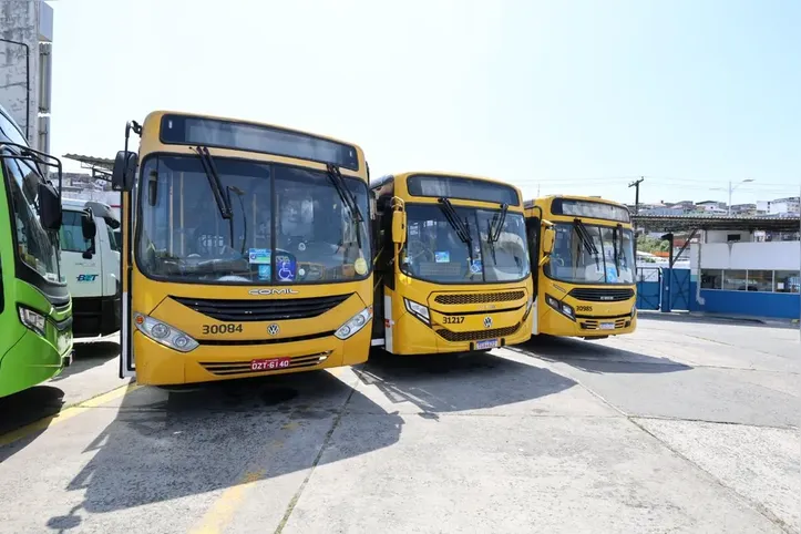 Imagem ilustrativa da imagem GPS dos ônibus será enviado ao TRE-BA após caos no transporte de Salvador